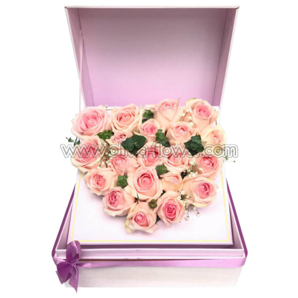 กล่องดอกกุหลาบสีชมพู 20 ดอก