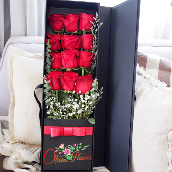 Premium Box กล่องกุหลาบแดงนำเข้า 12 ดอก
