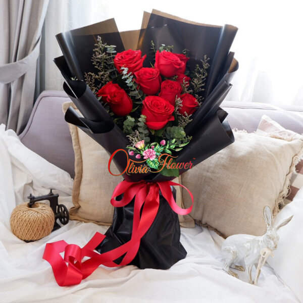 ช่อดอกกุหลาบแดงนำเข้า 10 ดอก "รักกันตลอดไป"